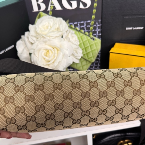 Gucci Canvas Messenger Crossbody Bag - Picture 8 of 10